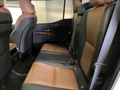 2025 Lexus GX photo 18