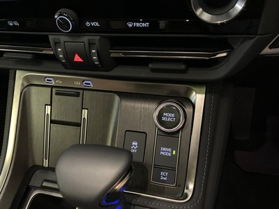2025 Lexus GX photo 24