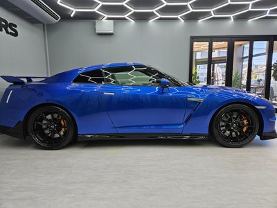 NISSAN GT-R - 5