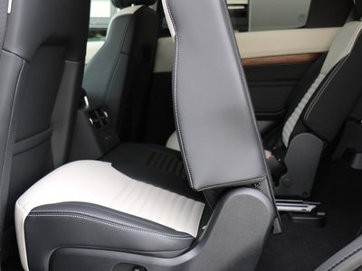 2025 LAND Rover DISCOVERY 缩略图 15