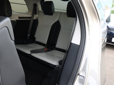 2025 LAND Rover DISCOVERY 缩略图 18