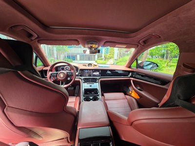 PORSCHE PANAMERA - 5