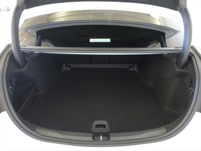 MERCEDES-BENZ C-CLASS - 10