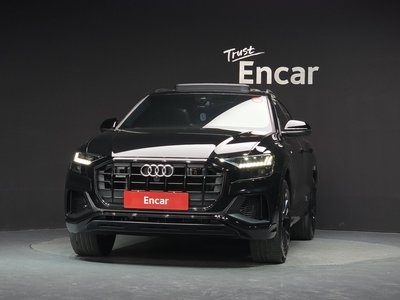 2022 AUDI Q8 照片 2