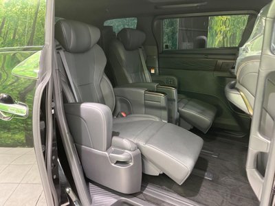 صورة 39 لـ 2024 Toyota ALPHARD