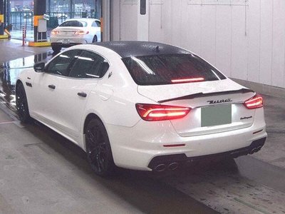 صورة 2 لـ 2021 Maserati QUATTROPORTE