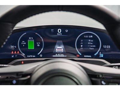 2026 Porsche TAYCAN photo 6