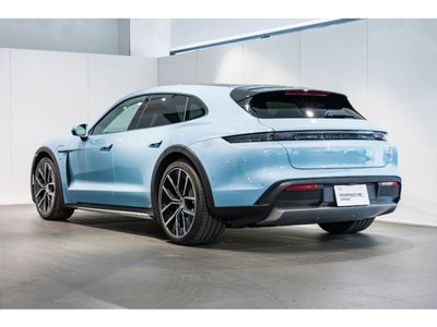 2026 Porsche TAYCAN photo 2
