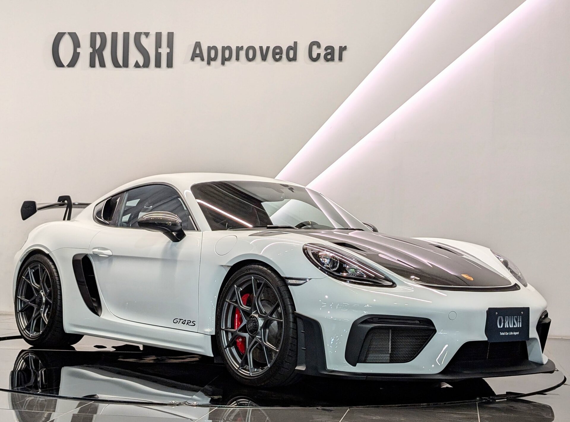 PORSCHE 718 CAYMAN - View 1