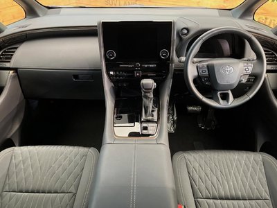 TOYOTA ALPHARD - 2