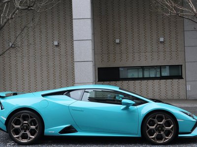 LAMBORGHINI HURACAN - 4