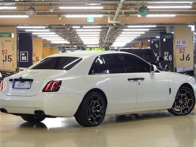 ROLLS-ROYCE GHOST - 2