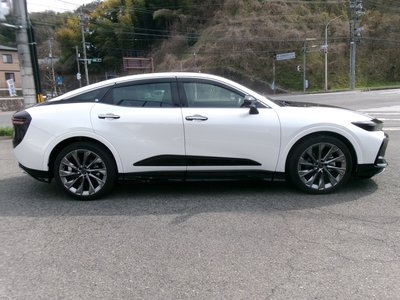 TOYOTA CROWN CROSSOVER - 7