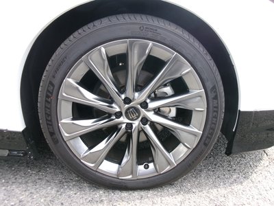 TOYOTA CROWN CROSSOVER - 10