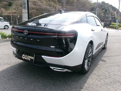 صورة 5 لـ 2023 Toyota CROWN CROSSOVER