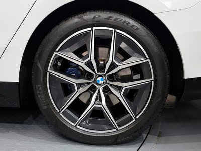 BMW 5 SERIES - 8