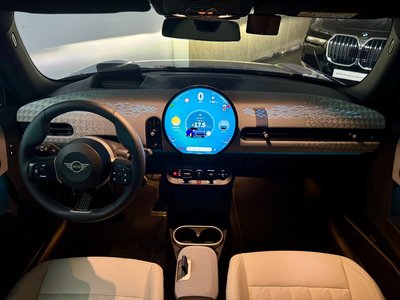 صورة 5 لـ 2025 MINI COOPER S