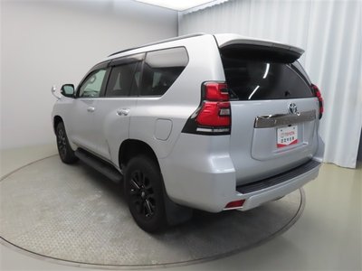 TOYOTA LAND CRUISER PRADO - 5
