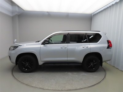 TOYOTA LAND CRUISER PRADO - 6
