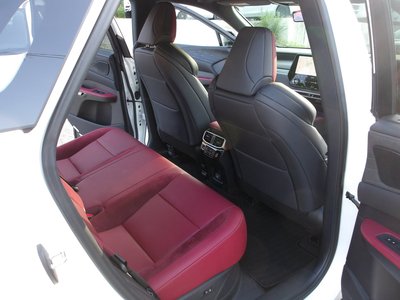 2025 Lexus RX — миниатюра 26
