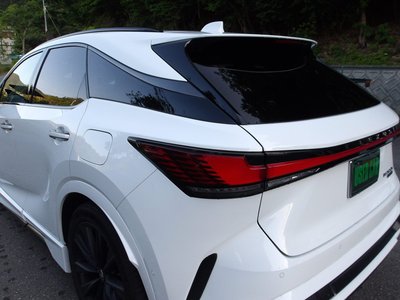 صورة 8 لـ 2025 Lexus RX
