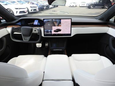 TESLA MODEL S - 5