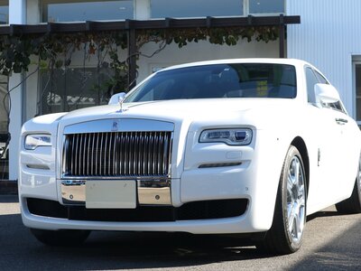 ROLLS-ROYCE GHOST