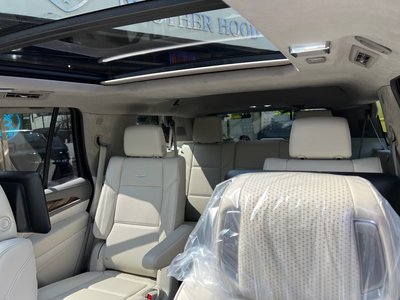 CADILLAC ESCALADE - 10