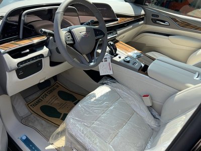 CADILLAC ESCALADE - 9