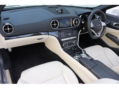 2016 Mercedes-BENZ SL — фото 7