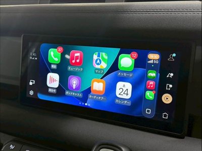 LAND ROVER DEFENDER - 8