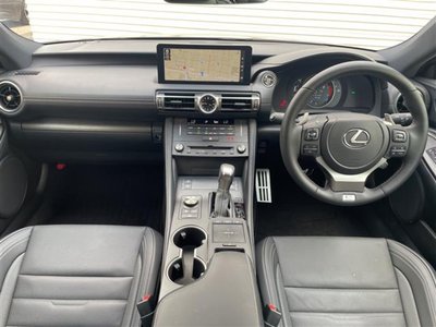 2025 Lexus RC thumbnail 27