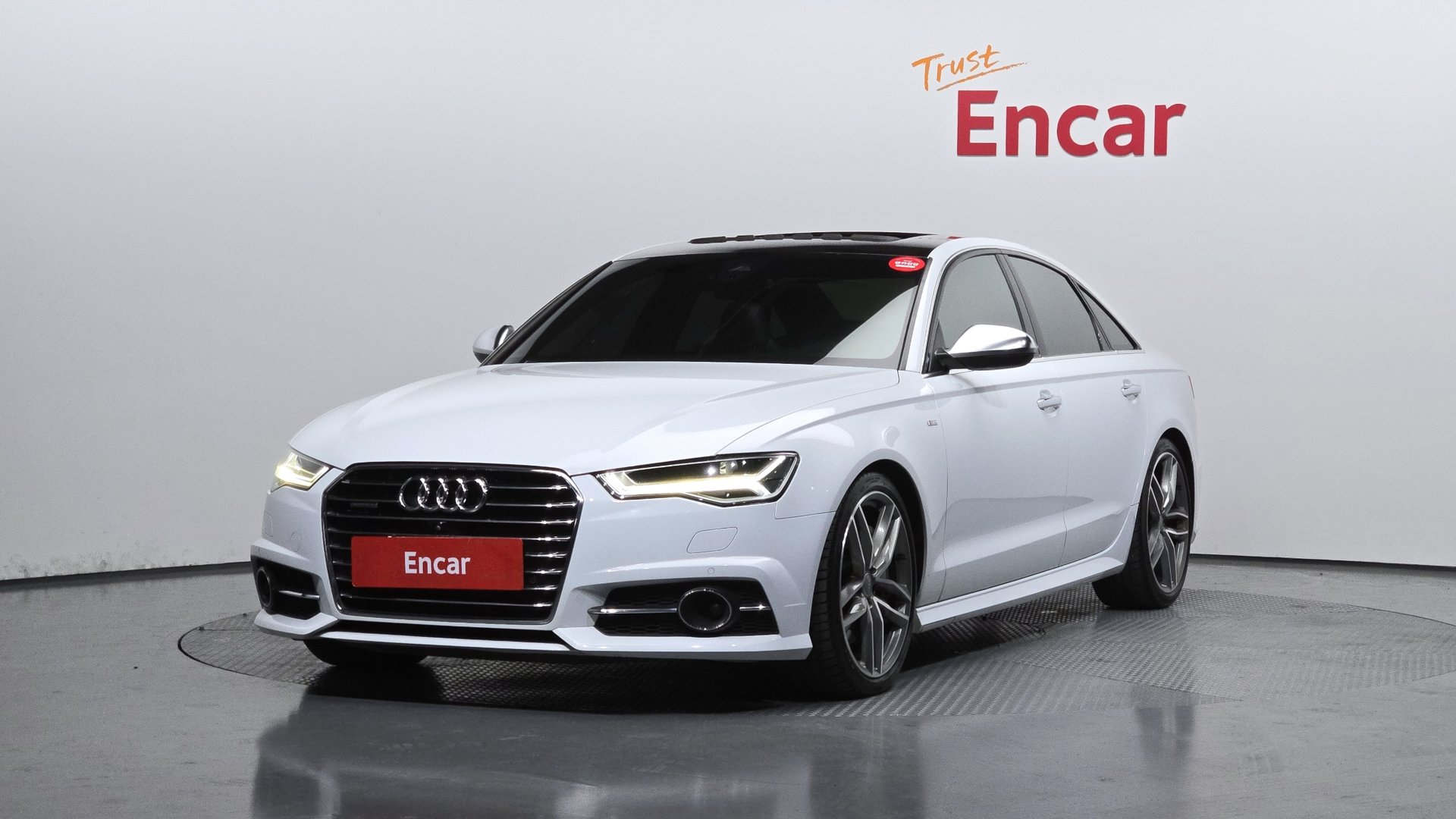 AUDI NEW A6 - View 1