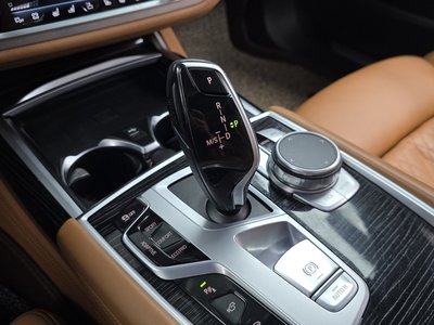 2021 BMW 7 SERIES thumbnail 12