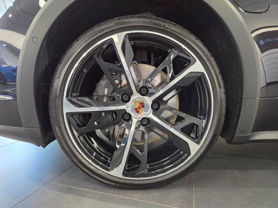 صورة 6 لـ 2025 Porsche TAYCAN