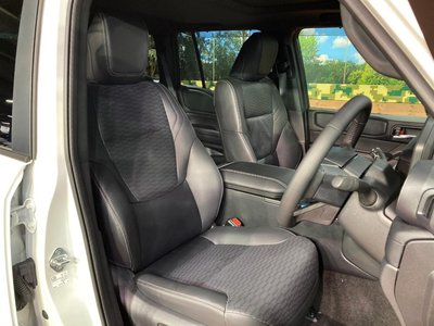 TOYOTA LAND CRUISER 250 - 8