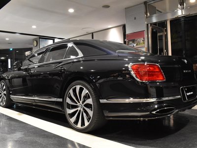 BENTLEY FLYING SPUR - 4