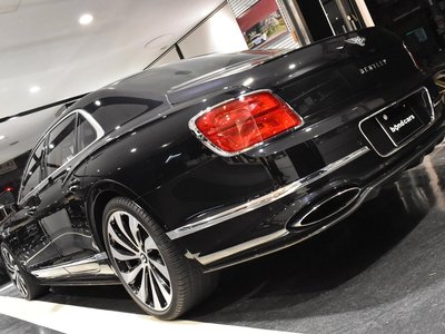 BENTLEY FLYING SPUR - 3