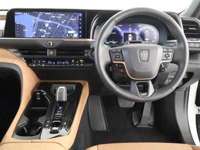 TOYOTA CROWN SPORT - 4