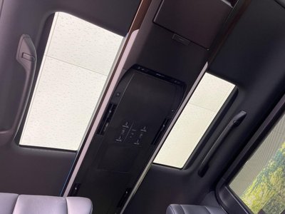 2024 Toyota VELLFIRE photo 3