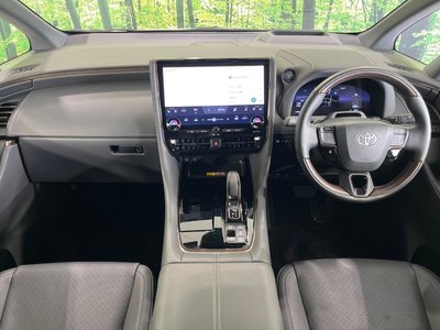 2024 Toyota VELLFIRE photo 2