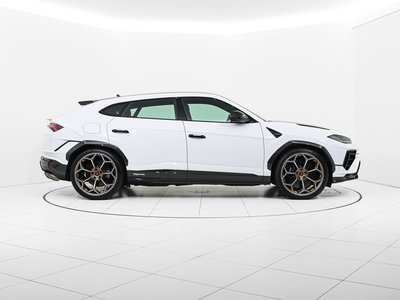 LAMBORGHINI URUS - 4