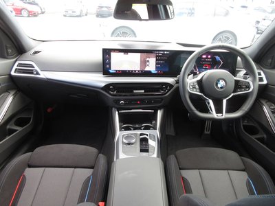 صورة مصغرة 30 لـ 2026 BMW 3 SERIES