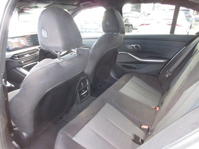 صورة مصغرة 20 لـ 2026 BMW 3 SERIES
