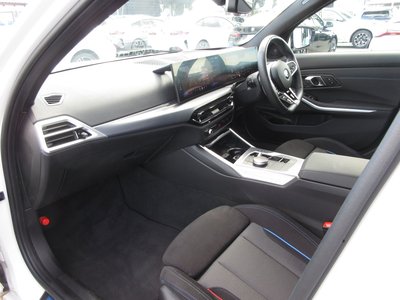 صورة مصغرة 17 لـ 2026 BMW 3 SERIES