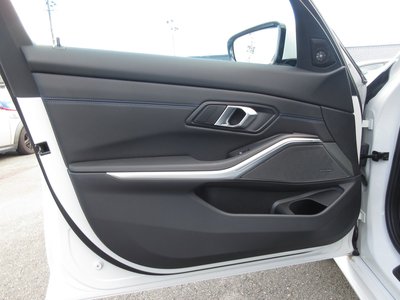 صورة مصغرة 16 لـ 2026 BMW 3 SERIES
