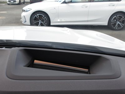 صورة مصغرة 55 لـ 2026 BMW 3 SERIES