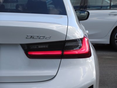 صورة مصغرة 15 لـ 2026 BMW 3 SERIES