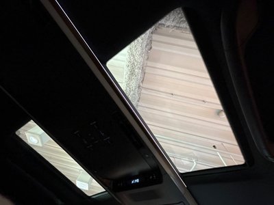TOYOTA VELLFIRE - 3