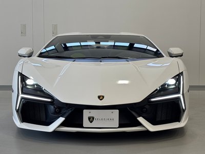 صورة 4 لـ 2025 Lamborghini REVUELTO